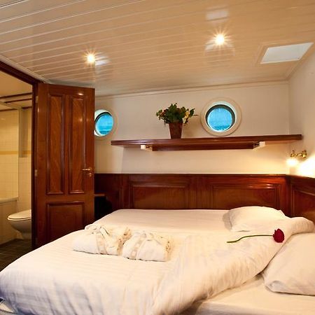 Hotel Boat Barkentijn Marjorie Antwerpen Exterior foto
